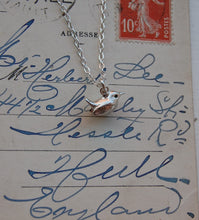 Load image into Gallery viewer, Wren Necklace