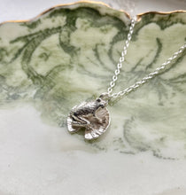 Load image into Gallery viewer, Frog and Lilypad necklace