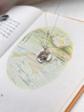 Load image into Gallery viewer, Frog and Lilypad necklace