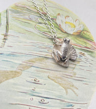Load image into Gallery viewer, Frog and Lilypad necklace