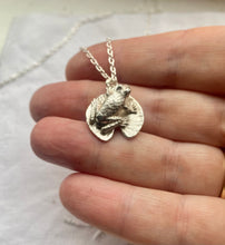 Load image into Gallery viewer, Frog and Lilypad necklace