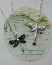 Load image into Gallery viewer, Dragonfly necklace with pearls