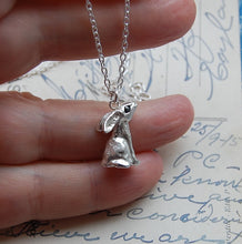 Load image into Gallery viewer, Hare Necklace
