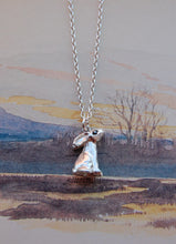 Load image into Gallery viewer, Hare Necklace