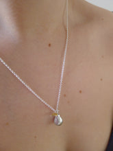 Load image into Gallery viewer, Pear Necklace