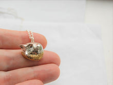 Load image into Gallery viewer, Sleepy Fox Necklace