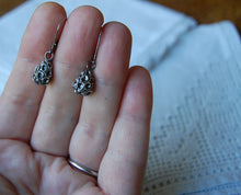 Load image into Gallery viewer, Pinecone Earrings