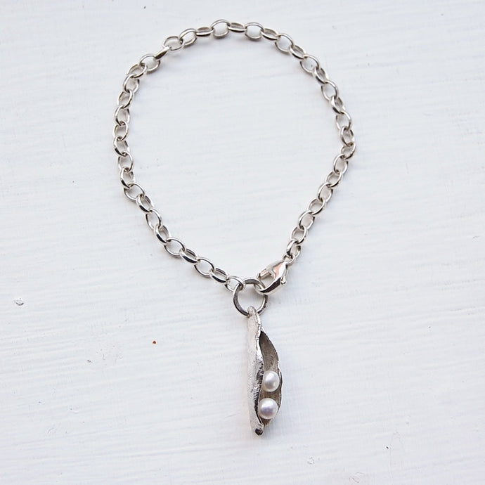 Pearls in the Pod Bracelet
