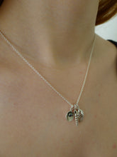 Load image into Gallery viewer, Three Shells Necklace